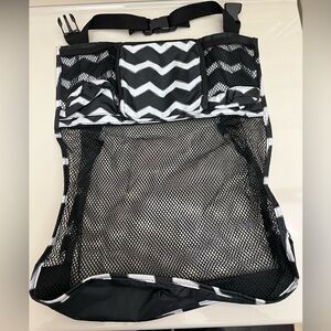 Thirty One “ON A STROLL BAG” Black Chevron (Black/White) # 4639 NNP